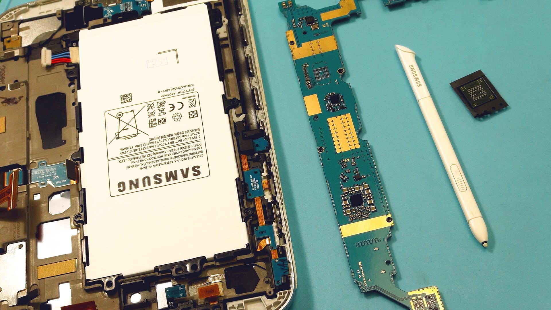 Ремонт Samsung Galaxy Note 8.0 N5100, замена флеш памяти
